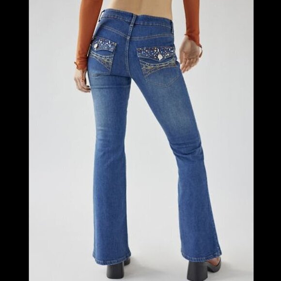 Bdg Low Rise Flare Denim Jean NWT 29 studded pockets - Picture 2 of 16